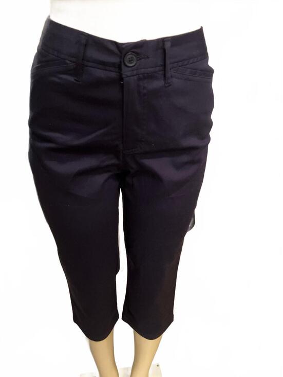 St. John's Bay Pants - NWT St. John's Bay Secretly Slender Navy Capri Pants Size 6T